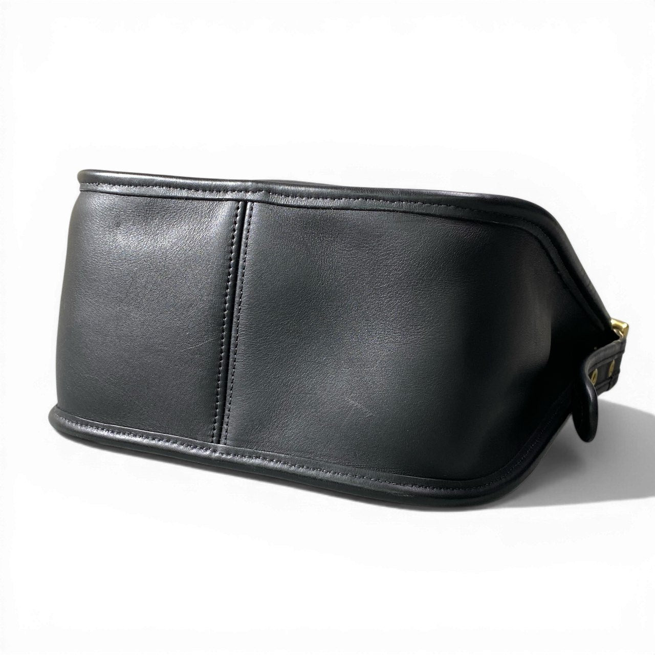 d9 《美品》 オールドコーチ マシュー ショルダーバッグ Old Coach Leather Shoulder Bag 9950 ブラック レザー カバンt18r