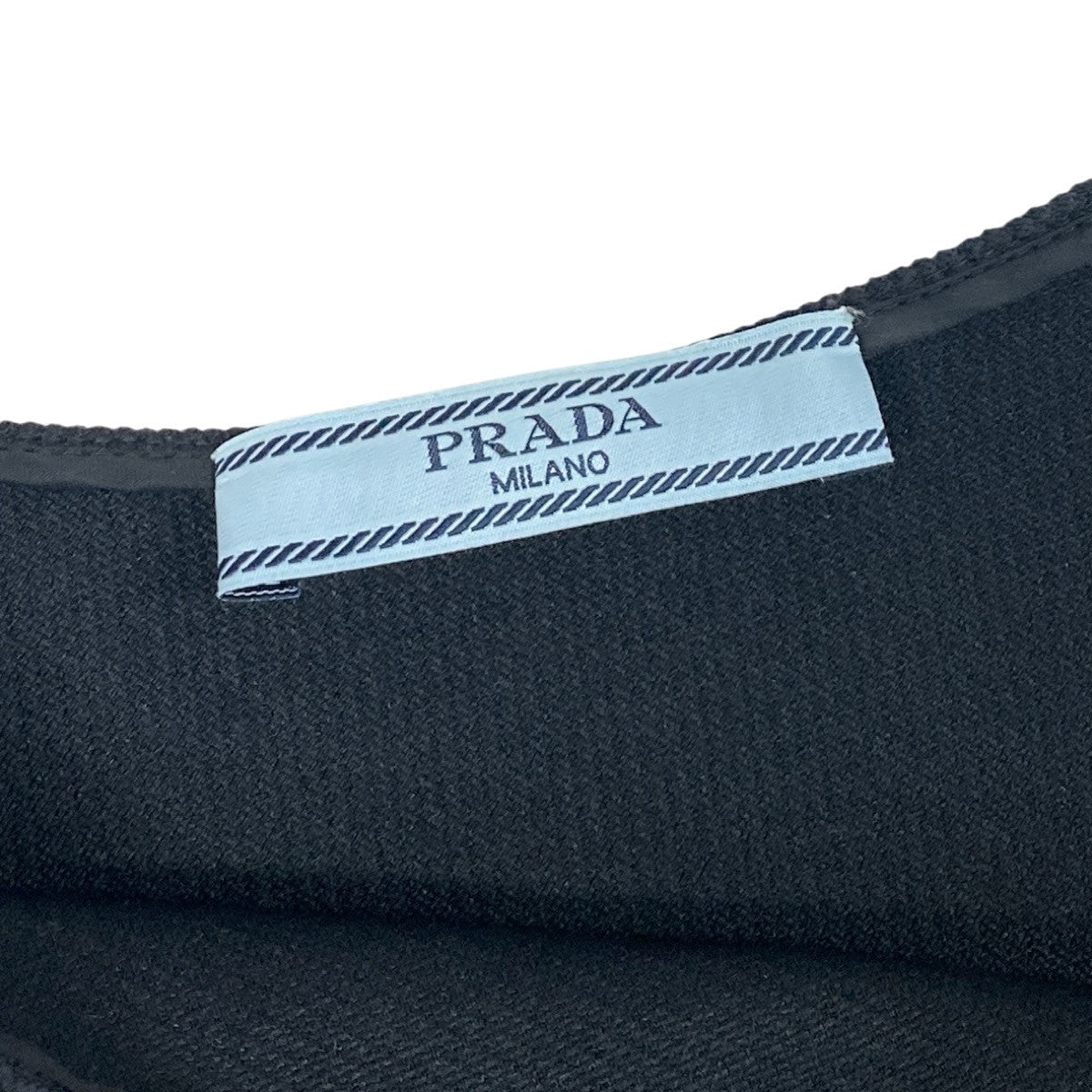h17 【美品】PRADA ミニスカート フレアスカート 36サイズ ブラック ナイロン100％ レディース 女性用k02i