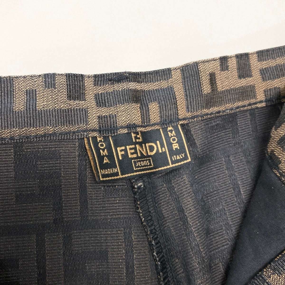 Ih10 FENDI フェンディ クロップドパンツ ズッカ柄 FFロゴ コットンブレンド 総柄 イタリア製 サイズ44 33インチ ブラウン レディース 女性用u02t
