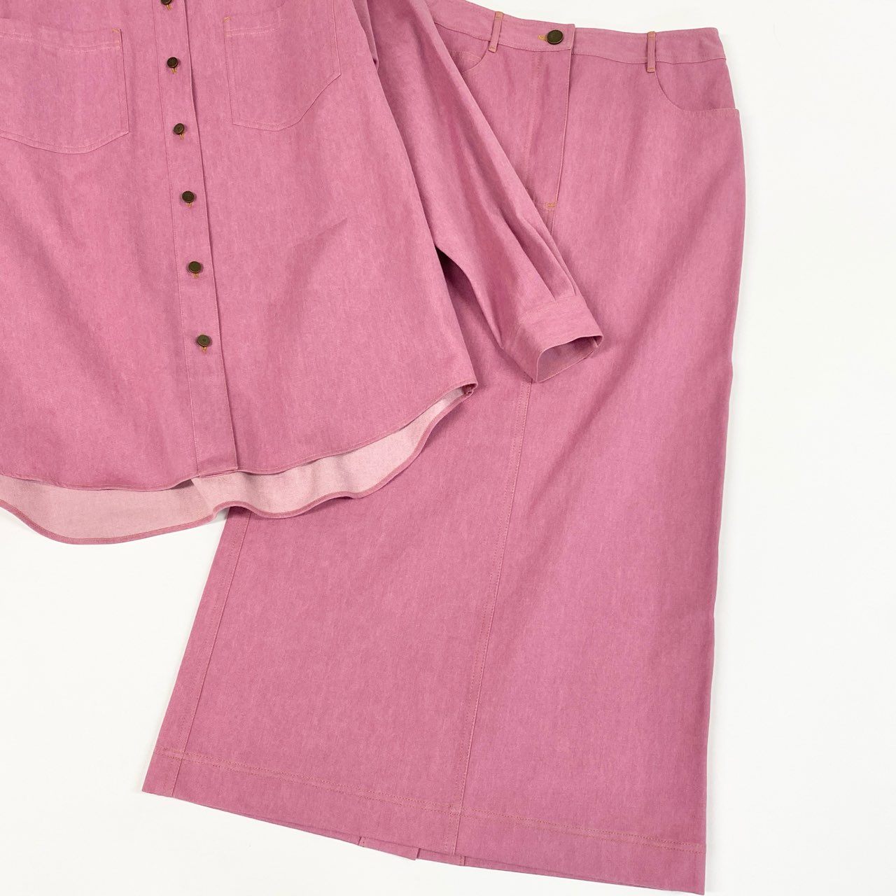 Ca15 【archive】CHANEL ヴィンテージ シャネル 1999年 Cruise ランウェイ ココマークボタン デニムシャツ デニムスカート セットアップ オーバーサイズ サイズ38 ピンク レディースta1