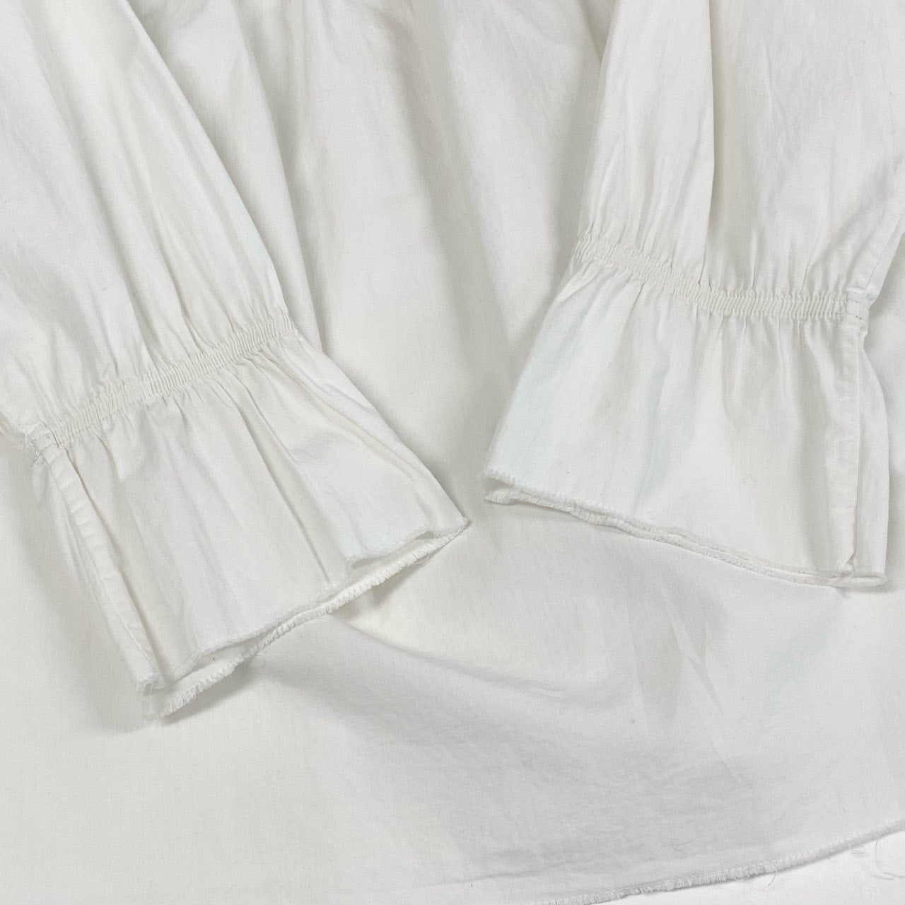 36a7 MM6 Maison Margiela エムエムシックス メゾンマルジェラ イタリア製 オフショルダー プルオーバー ブラウス トップス S32NC0424 Lサイズ ホワイト コットン レディースo07t