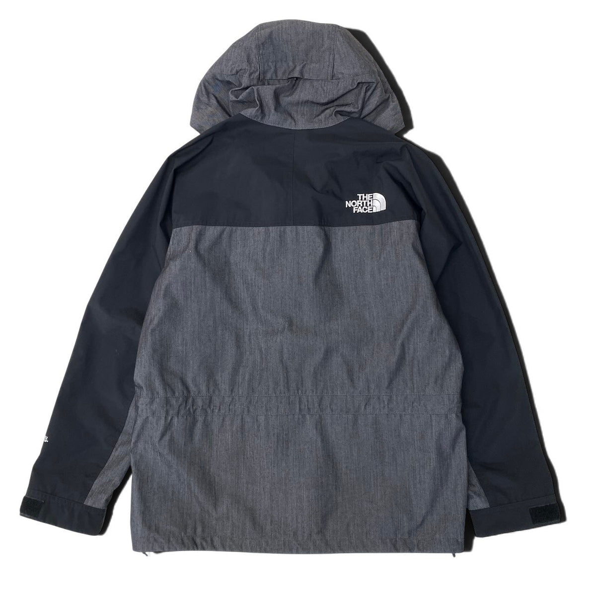 12i25 THE NORTH FACE ザノースフェイス マウンテンライトデニムジャケット ゴアテックス ロゴ刺繍 XLサイズ グレー ブラック ナイロン100％ メンズ 男性用u02t