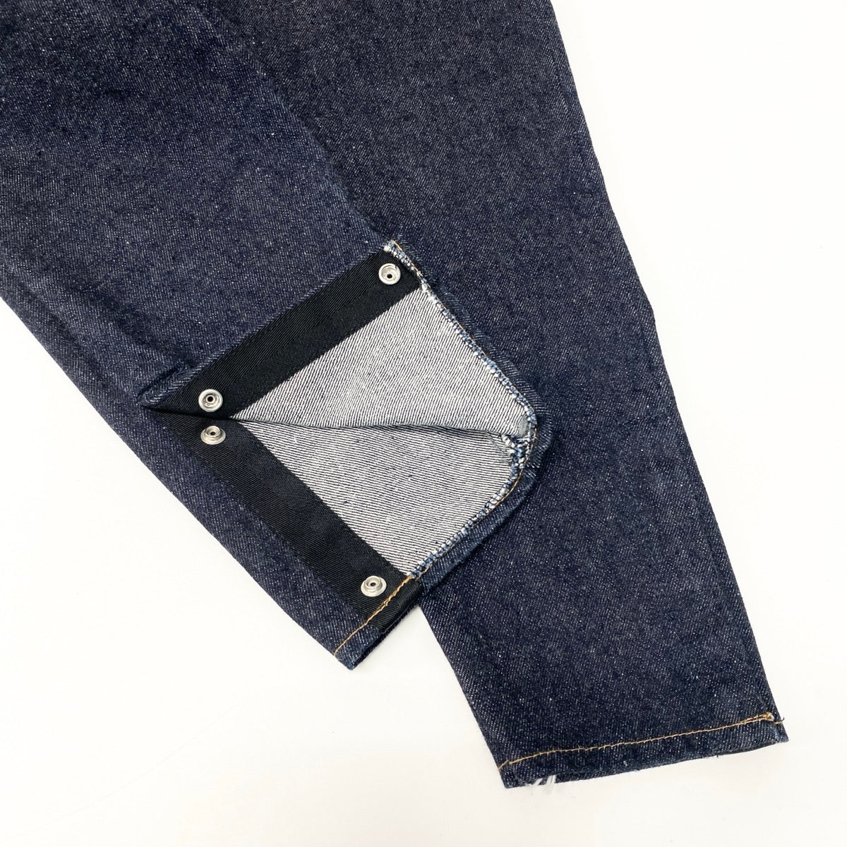 42e13 【美品】DIOR × sacai ディオール サカイ 21AW Slim-Fit Jeans Low Cotton Denim スリム コットンデニム 日本製 213D007AY507 34サイズ インディゴ コットン100％ メンズ 男性用u02t