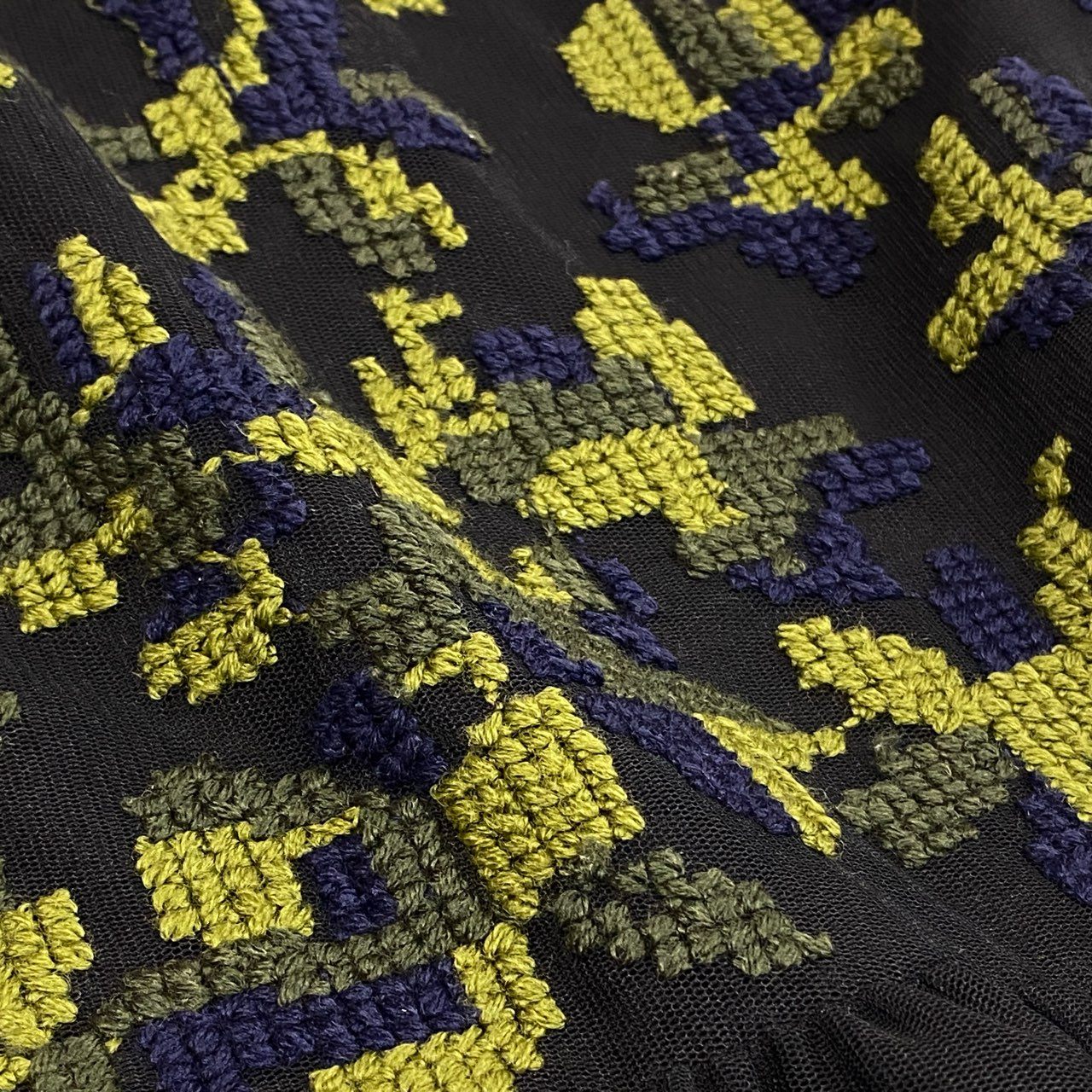 64k19《美品》 TOKUKO 1er VOL トクコプルミエヴォル ノースリーブワンピース 総柄刺繍 レイヤード風 重ねメッシュ 裾フリル○ レディース 9 ブラックu02t