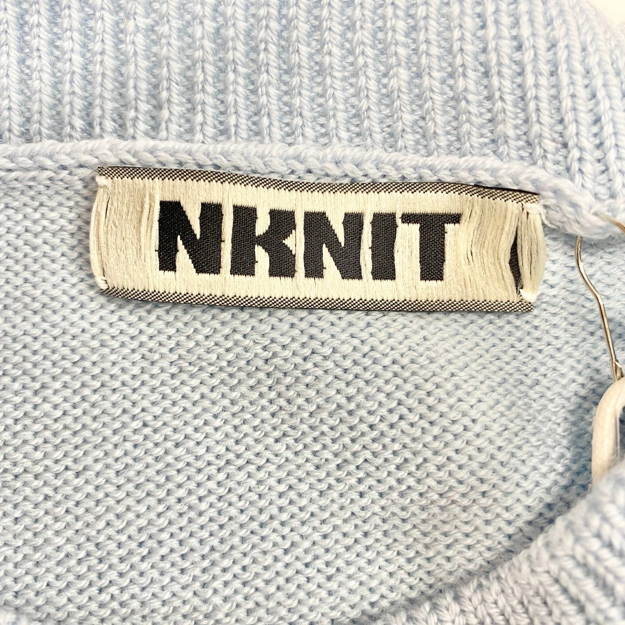 78c31 《未使用品》 NKNIT ンニット 25AW Slit Knit Vest スリットニットベスト サイズ1 サックス タグ付t18r