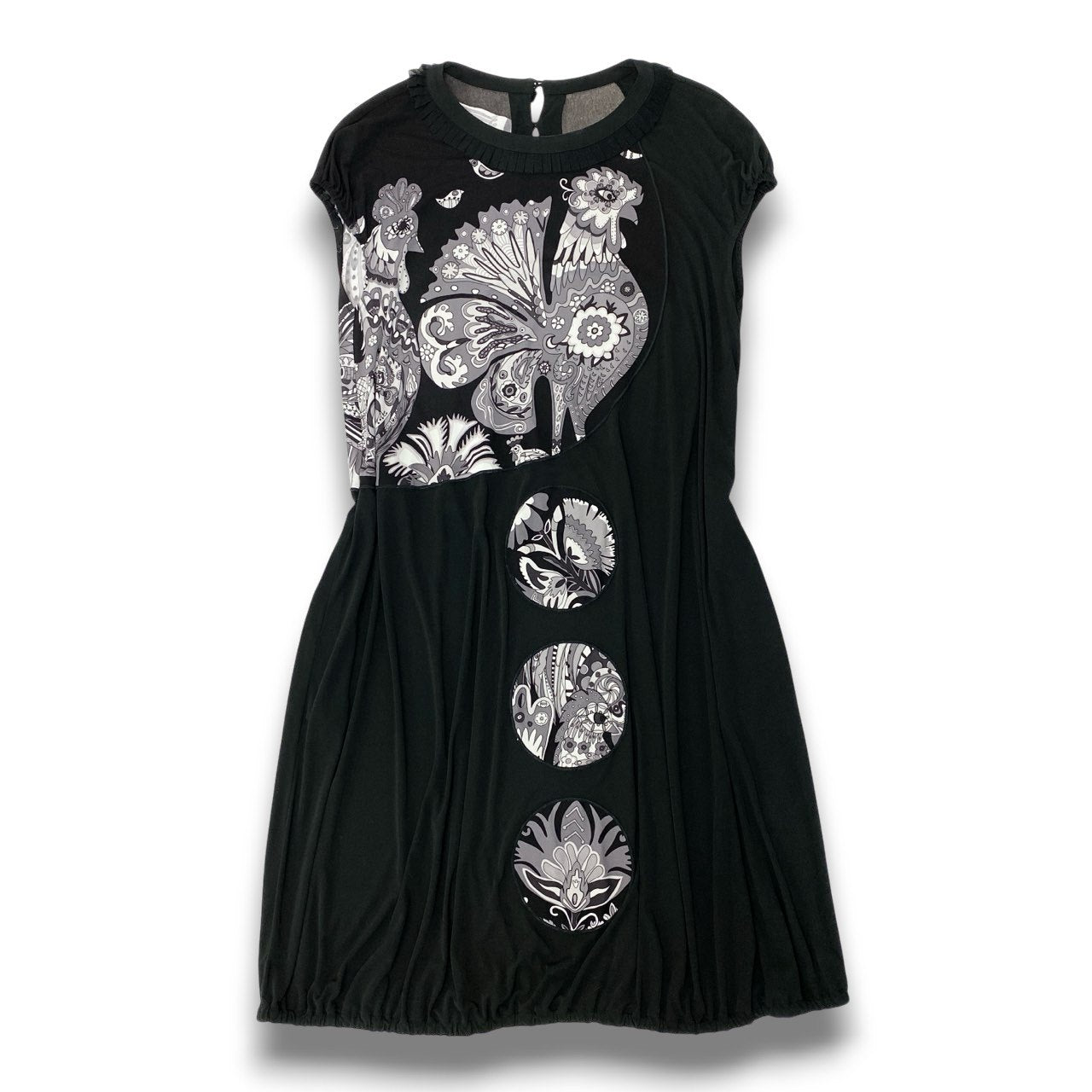 13c5 TOKUKO 1er VOL トクコプルミエヴォル バルーンワンピース ロングワンピース フレンチスリーブ フラワーモチーフ ストレッチ レディース 女性服 サイズ9 ブラックu02t