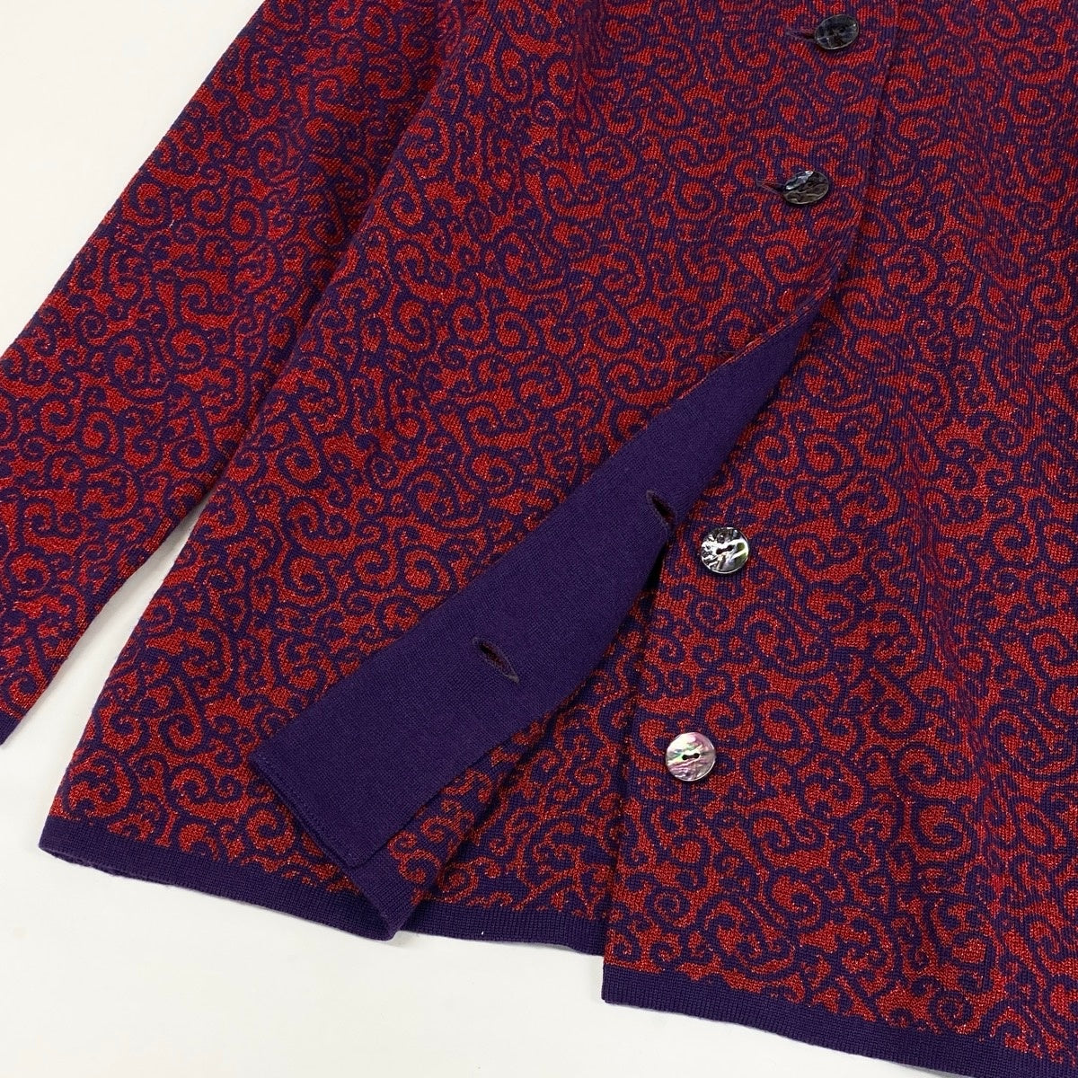 65f2 YVES SAINT LAURENT イヴサンローラン ノーカラー ニットカーディガン ラメニット 総柄 バイカラー サイズM パープル レッド ウール100％ レディース 女性服o07t