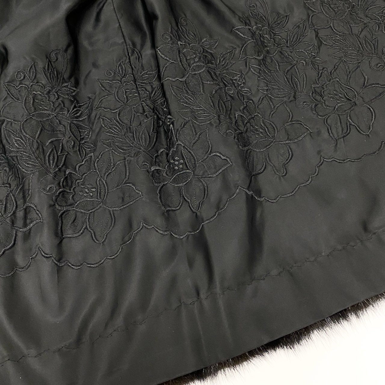 39k1 Arianna アリアンナ マホガニーミンク 110cm 超ロングコート 13 L相当 ダークブラウン 本毛皮 最高級 リアルファー MINK FUR 裏地花柄刺繍t18r