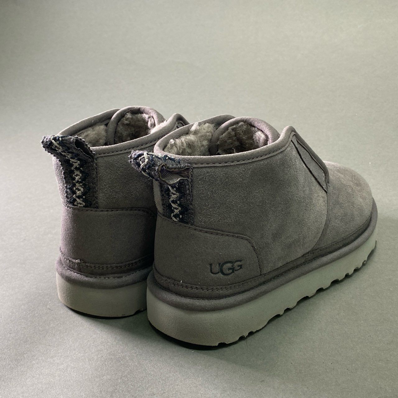 5f10 【美品】UGG アグ オーストラリア NEUMEL FLEX ムートンブーツ ショートブーツ サイズ23 グレー レディース 女性用 靴