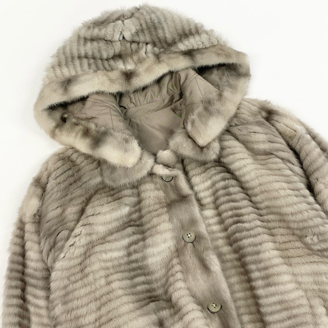 50k29《本毛皮》 サファイアミンク リバーシブル ファージャケット フード取り外し可 ミンクファー リアルファー 横段 MINK FUR シルバーグレー系u02t