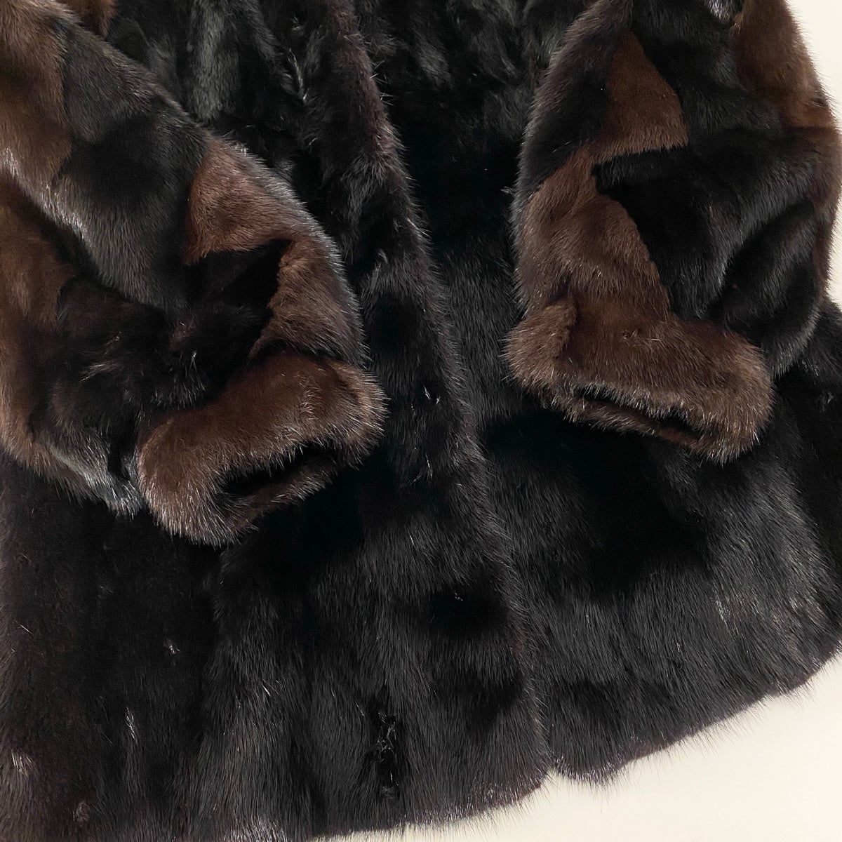 57g14 デミバフ × ダークミンク 袖段 ファーコート ブラウン 本毛皮 Two-Tone Mink Fur Coatt18r