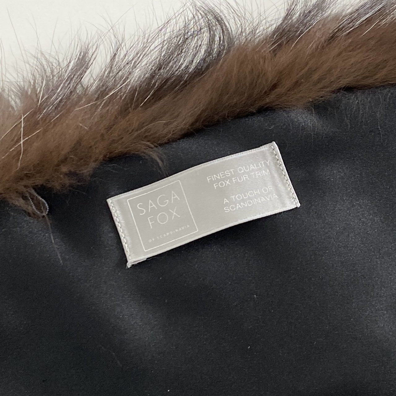 80i8 SAGA FOX サガフォックス フォックスファー 大判ティペット ケープ 襟巻 シルバーフォックス レディース FOX FUR