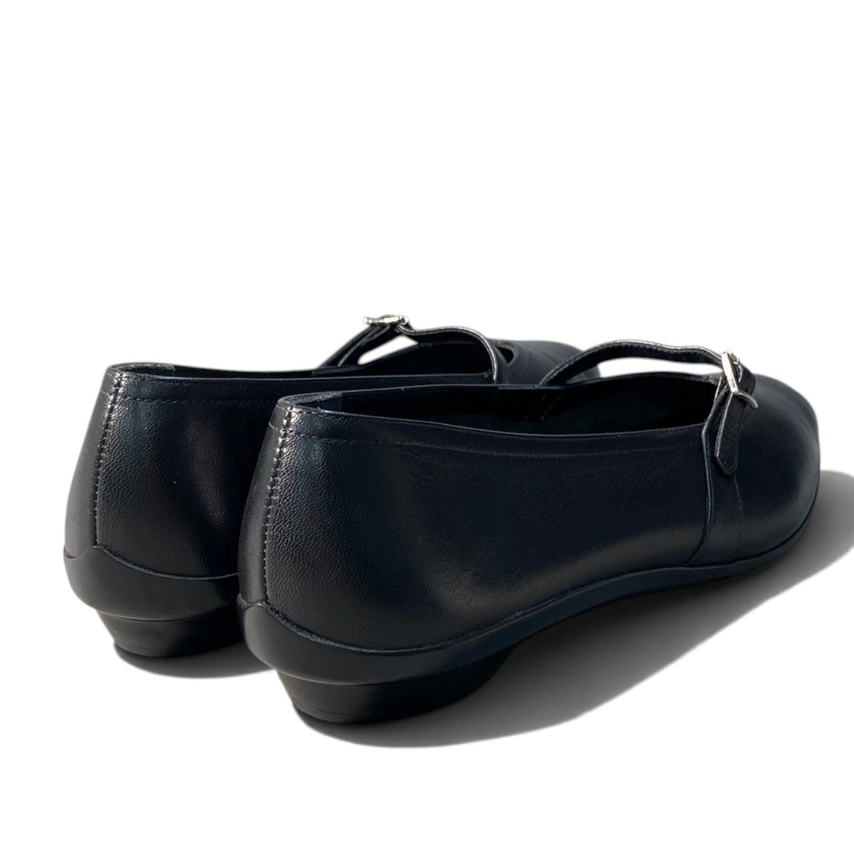 1i16 Salvatore Ferragamo サルヴァトーレフェラガモ フラットシューズ バレエシューズ レザーシューズ 7サイズ ブラック レザー レディース 女性用u02t