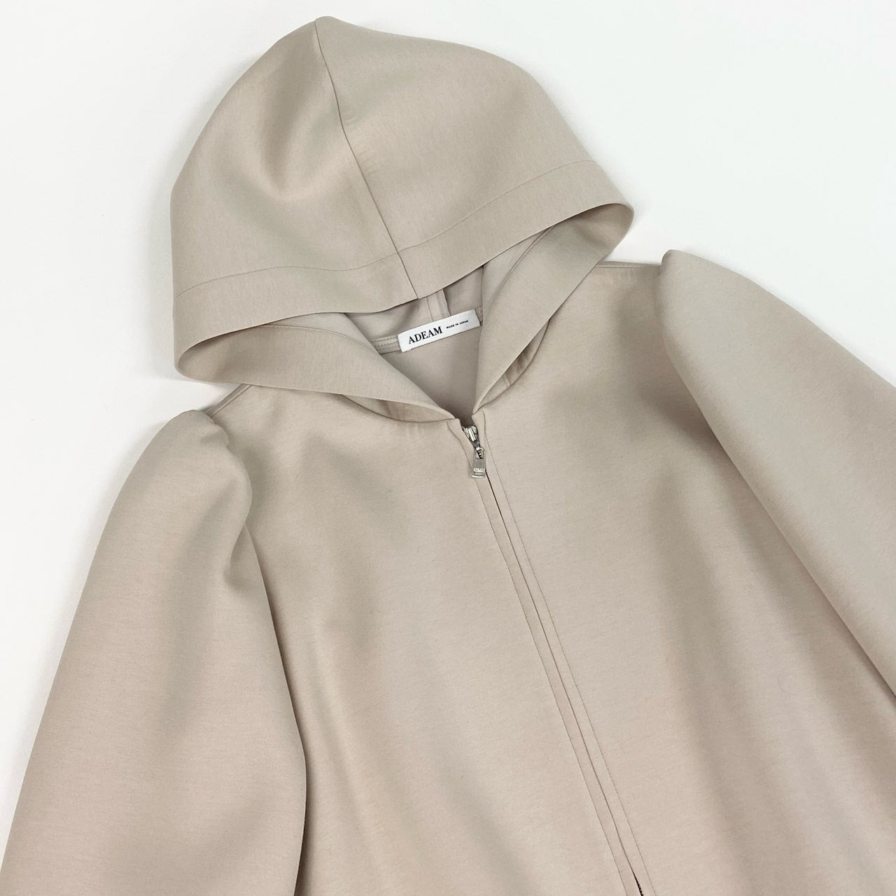 60b22 ADEAM アディアム  24年 カヌレジャケット ダブルジップ パーカー 裾チュール Aライン 伸縮ストレッチ レディース女性服 45065 サイズ2 ベージュu02t