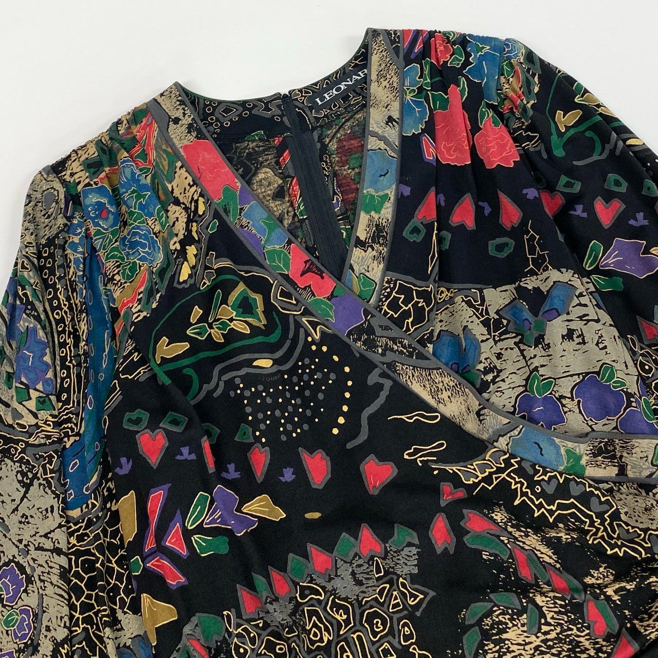 40k26 LEONARD レオナール ドッキングワンピース 長袖ワンピース フロントクロス 花柄モチーフ レディース 女性用 L ブラック ウールシルクo07t