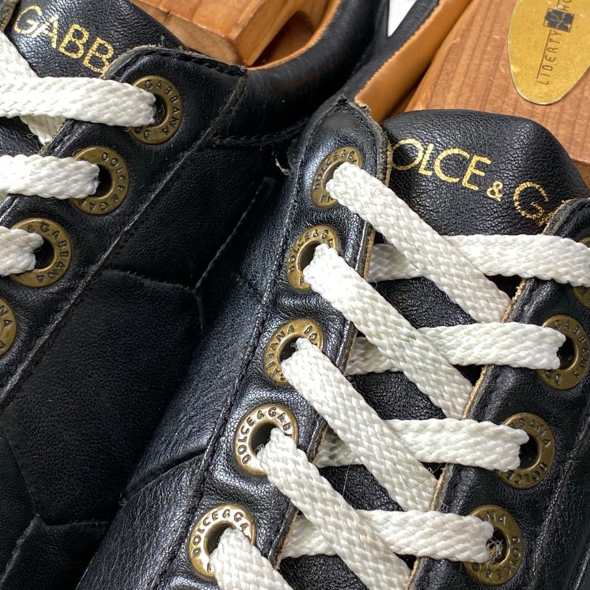 1g8 DOLCE&GABBANA ドルチェアンドガッパーナ サッカーボール DGロゴ ローカットスニーカー シューズ CA0194 ブラック レザー メンズ 男性用o07t