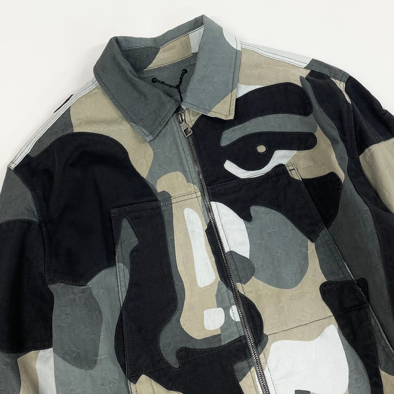 Id2 《美品》 LOUIS VUITTON ルイヴィトン Kid Super メイドトゥオーダー デニムジャケット Made To Order Denim Jacket 52 グレー LV モノグラムt18r