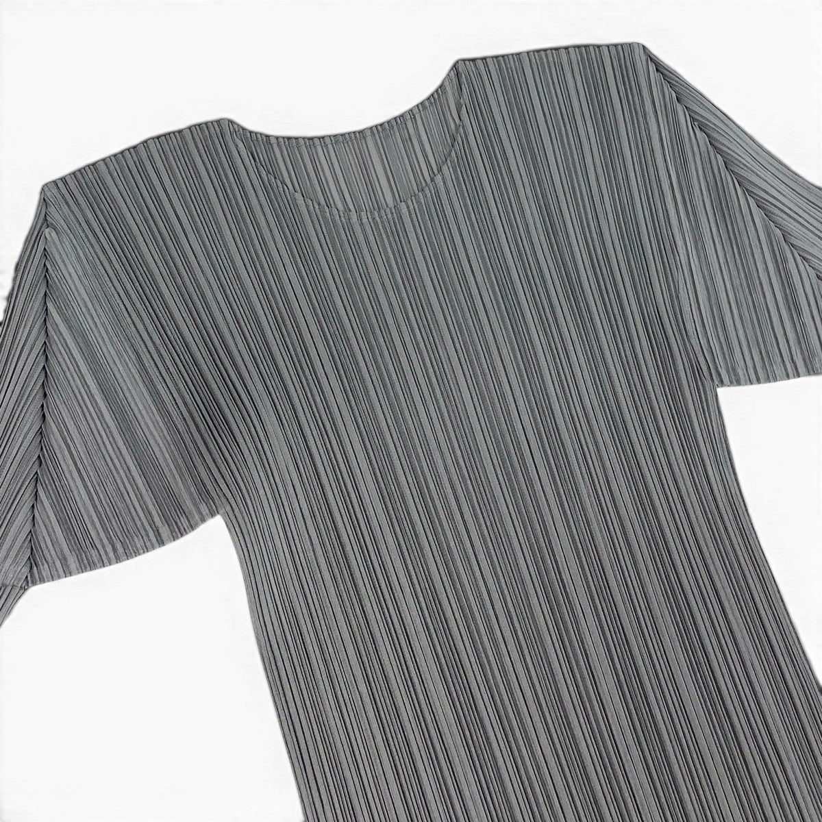 Ag10 【美品】 PLEATS PLEASE プリーツプリーズ ロングスリーブカットソー プリーツ加工 PP04-JK602 サイズ3 グレー ポリエステル100％ レディース 女性用u02t