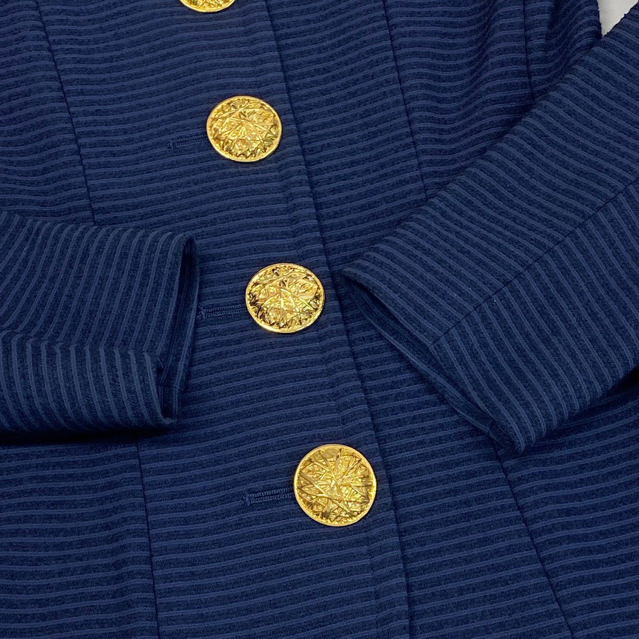 4b4 Vintage Yves Saint Laurent ヴィンテージ イブサンローラン YSL 金ボタン ノーカラー ジャケット Collarless Long Sleeve Jacket Gold Buttons 34 ネイビー コットン レディースo07t