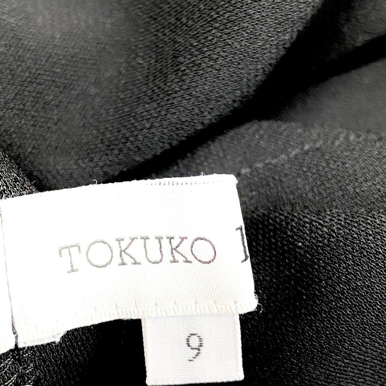 15c2 TOKUKO 1er VOL ＊J トクコプルミエヴォル ノースリーブワンピース 裾フリル ドットチュール 水玉模様 レディース 女性服日本製 サイズ9 ブラックu02t