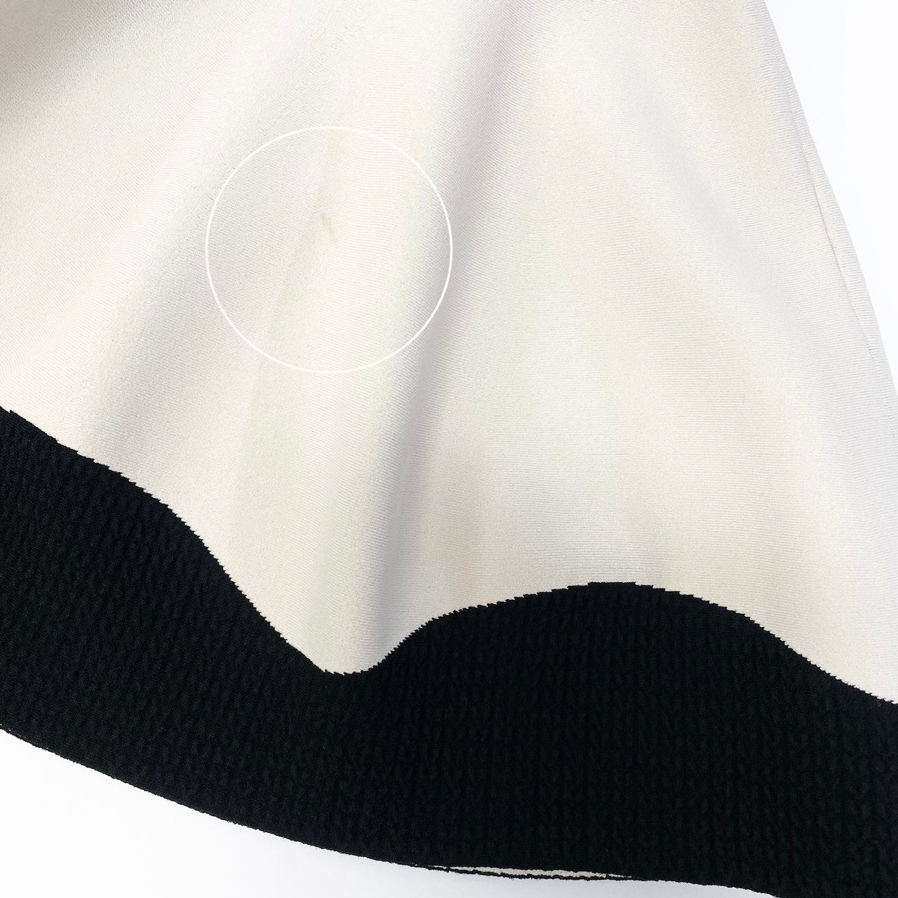 84c19 ALEXANDER MQUEENN アレキサンダーマックイーン 半袖ニットワンピース フレアワンピース バイカラー レディース 女性服 イタリア製 サイズS ブラック オフホワイトu02t