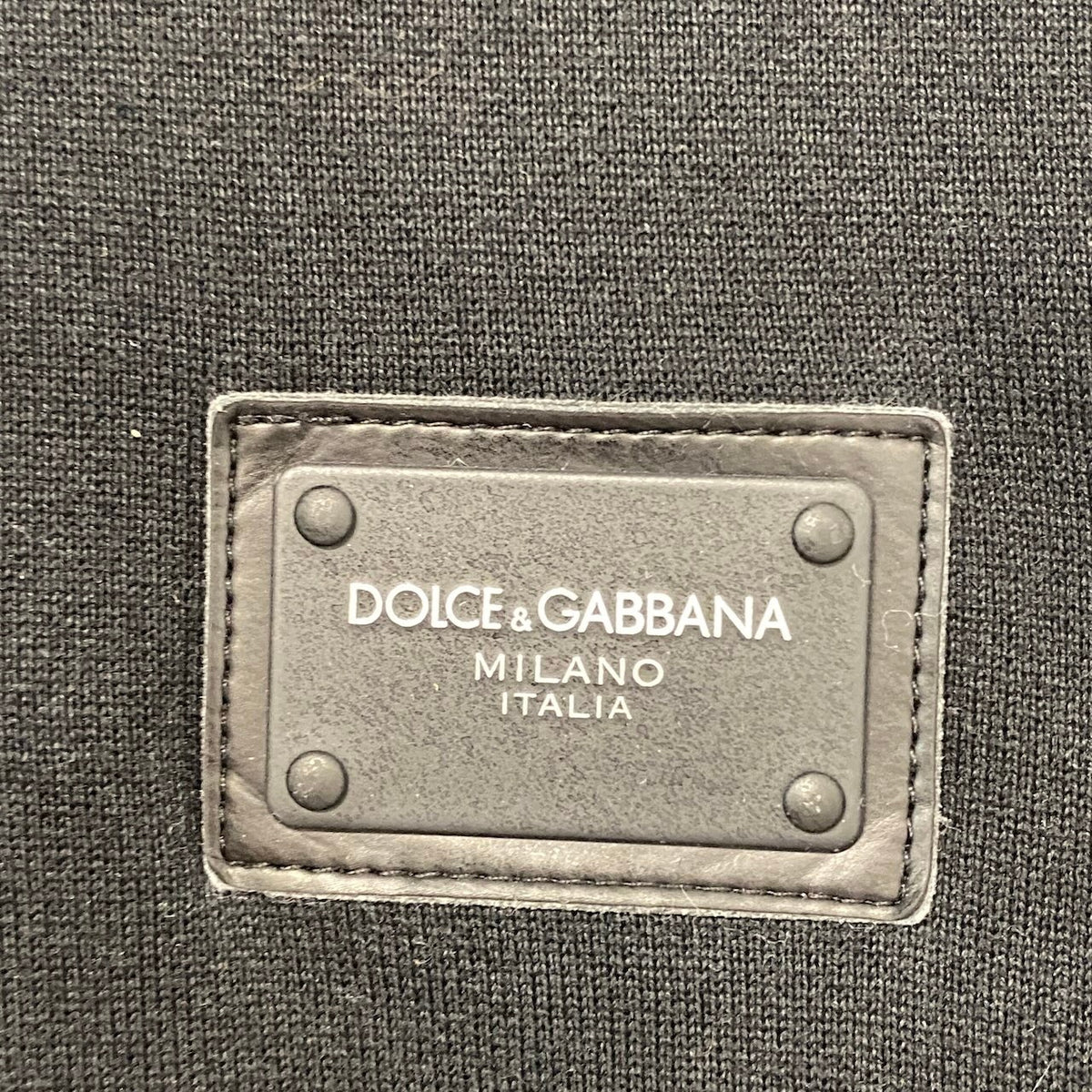 68h21 DOLCE＆GABBANA ドルチェアンドガッバーナ プルオーバーフーディー パーカー ロゴプレート イタリア製 52サイズ ブラック メンズ 男性用u02t