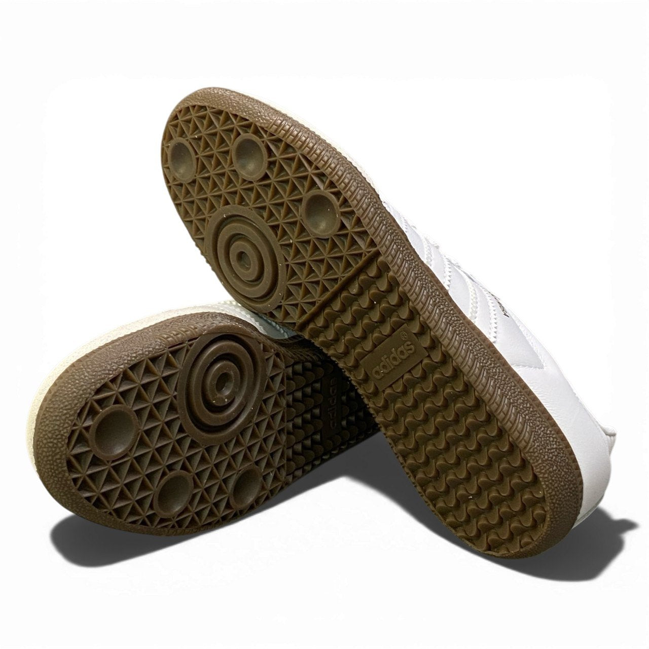 1b23【未使用タグ付】 adidas アディダス SAMBA OG サンバ オリジナルス ローカットスニーカー レザーシューズ レディース 女性靴 IE3439 22cm ホワイトu02t