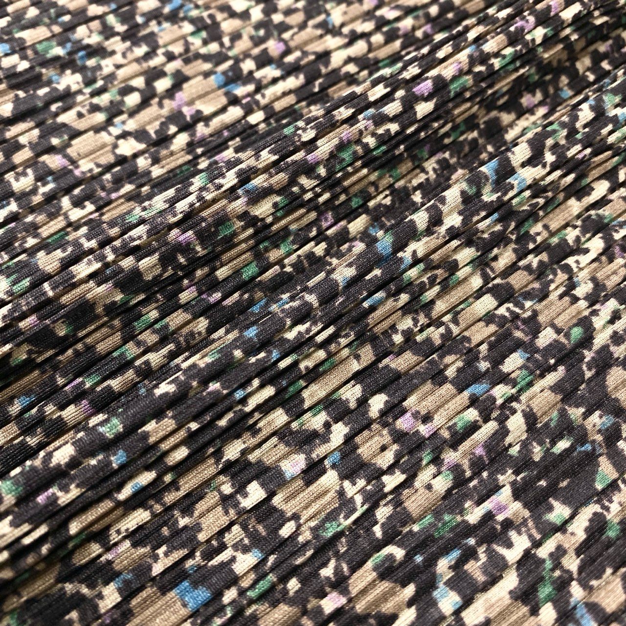 Ai18 《極美品》PLEATS PLEASE プリーツプリーズ ハイネック長袖カットソー トップス 総柄  3サイズ マルチカラー レディース 女性用u02t