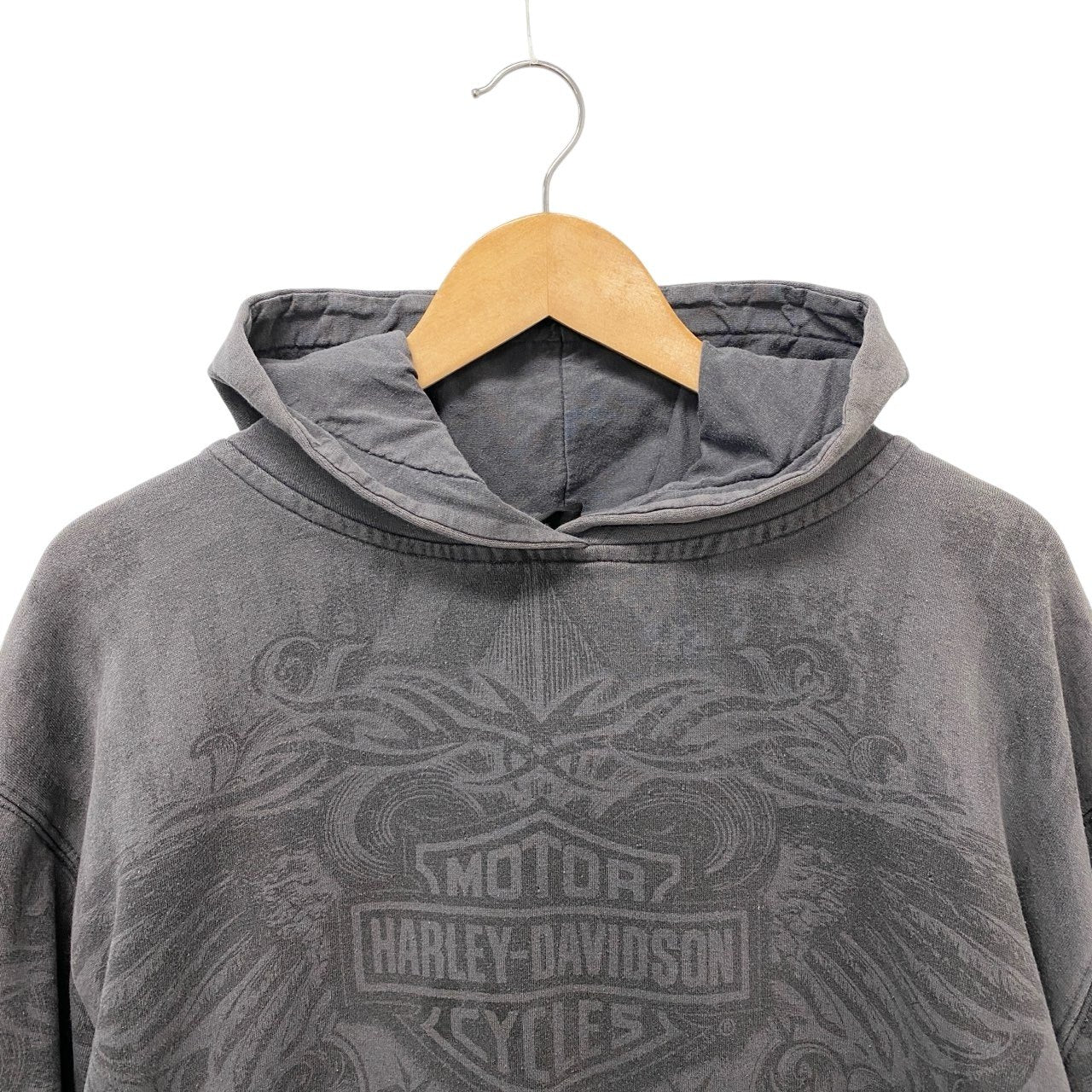 12b19 HARLEY DAVIDSON ハーレーダビッドソン 2010年 ロングスリーブプルオーバーフーディー パーカー  XLサイズ グレー メンズ 男性用u02t