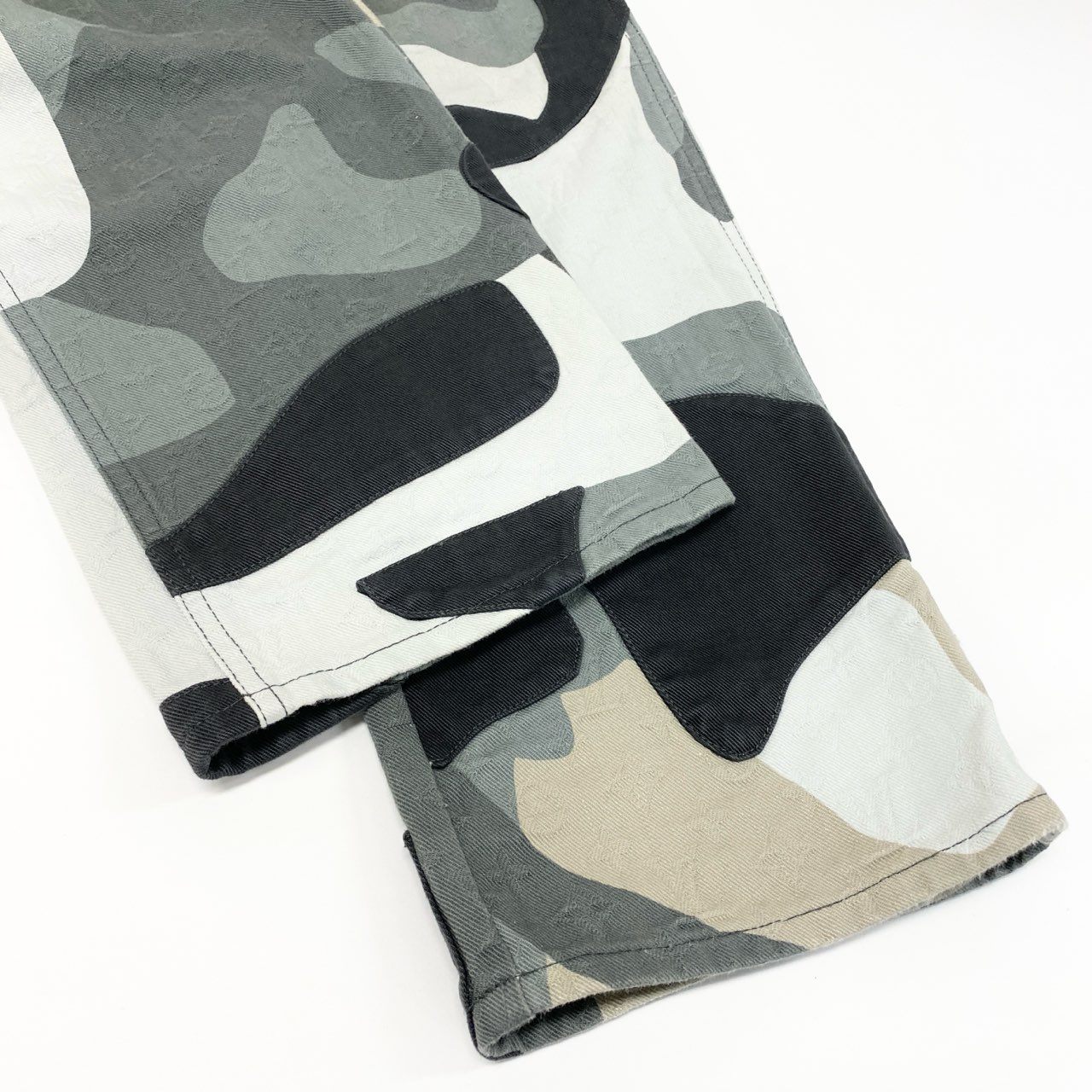 55L23 LOUIS VUITTON ルイヴィトン パッチワーク ポートレートデニム モノグラムジャガード サイズ28 メンズ PATCHWORKED PORTRAIT Monogram Denim Pantk02i