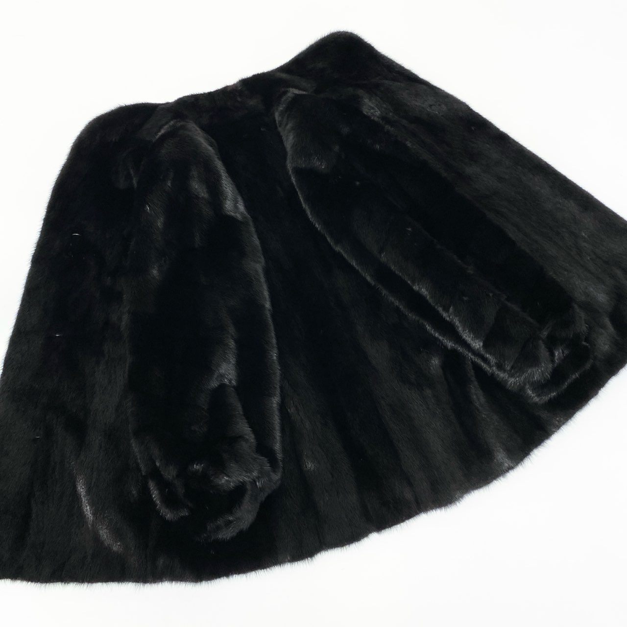 45a15 SAGA MINK サガミンク 銀サガ 横段 ダークミンクコート サイズ7 ブラック 最高級本毛皮 Mink Fur Coatt18r