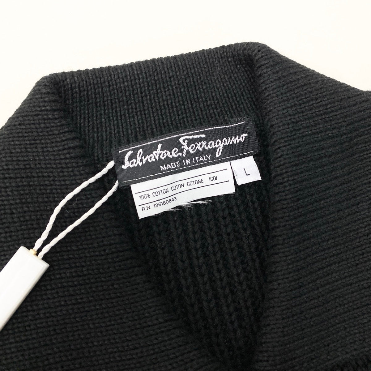 Ef25 【新品保管品】 Salvatore Ferragamo サルヴァトーレフェラガモ 半袖ニットカーディガン コットンニット タグ付き メンズ 男性用 136180843 L ブラック コットン100％u02t