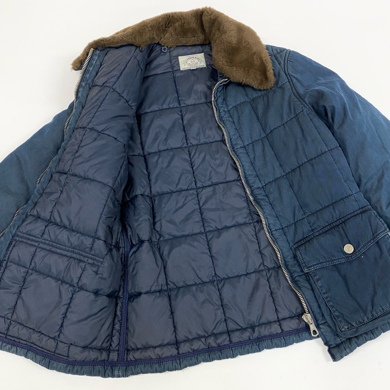 54L5 ARMANI JEANS アルマーニジーンズ 90's Archive キルティングジャケット アウター イタリア製 40サイズ ネイビー レディースu02t