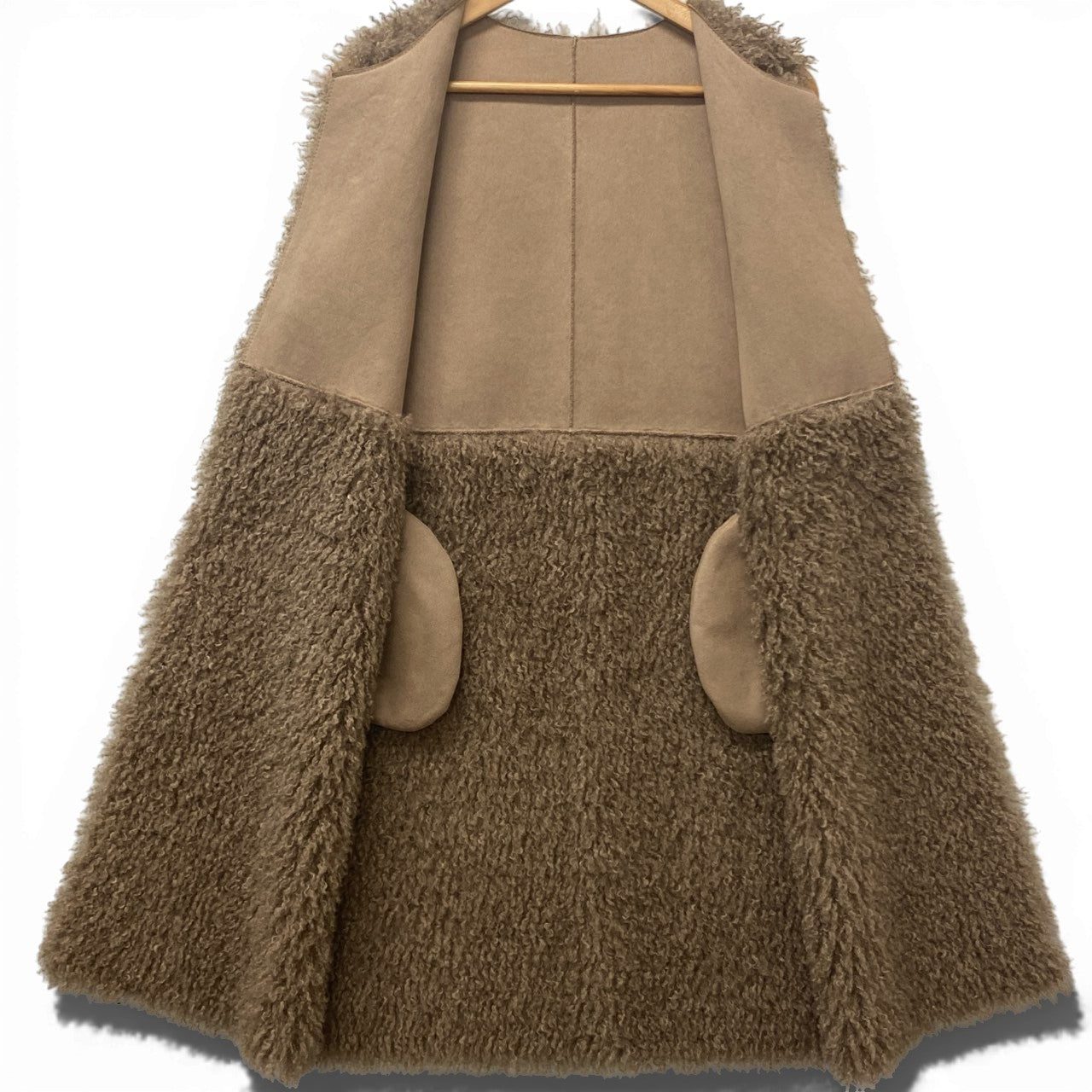 78b12 【美品】Leilian レリアン ノースリーブコート プードルファー アウター 9サイズ ベージュ ポリエステル100％ レディース 女性用u02t