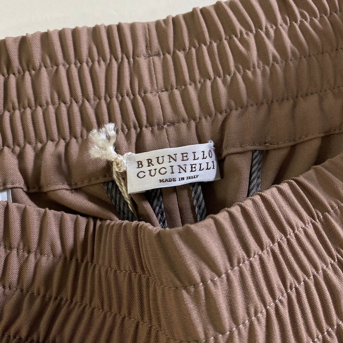 35j26 【未使用タグ付】 BRUNELLO CUCINELLI ブルネロクチネリ スラックスパンツ ウエストゴム ステッチデザイン サイズ42 ブラウン レディースu02t