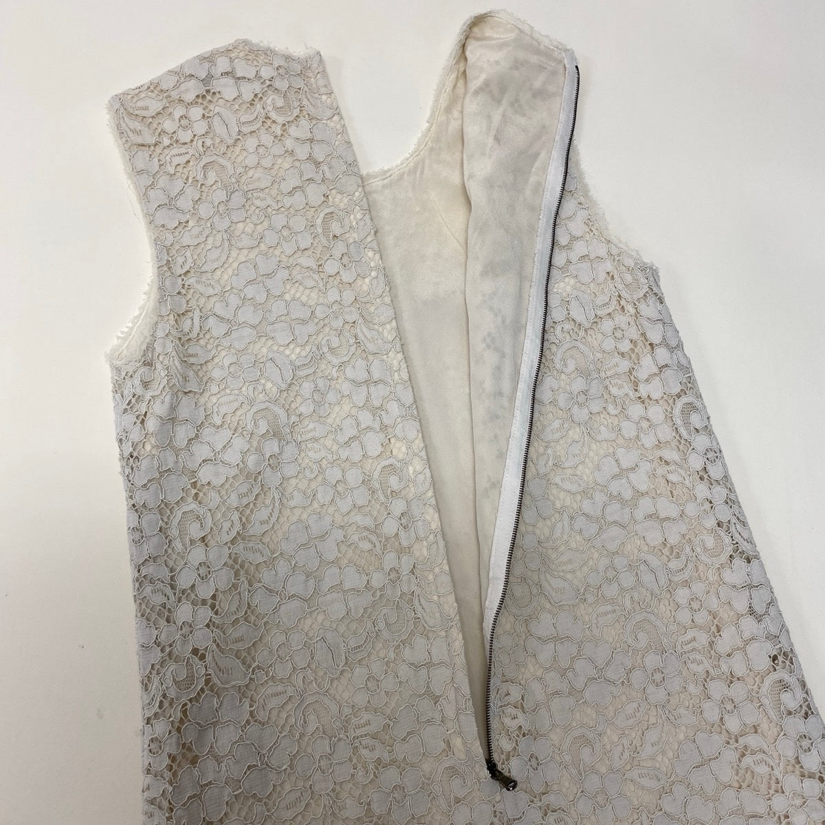 12g18 DOLCE&GABBANA ドルチェアンドガッパーナ フラワーモチーフ 総レース ノースリーブミニドレス タイトワンピース サイズ36 ホワイト レディースu02t