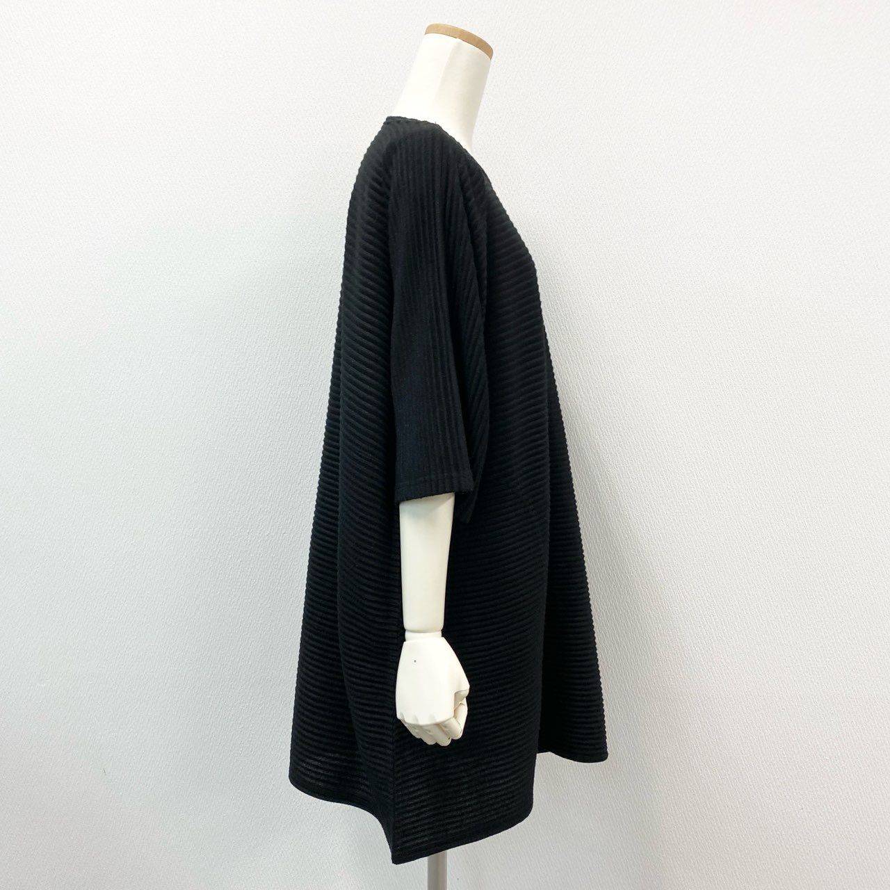 72j15 ISSEY MIYAKE me イッセイミヤケ ミー ニットチュニック ボックスシルエット MI71JT373 ブラック レディースu02t