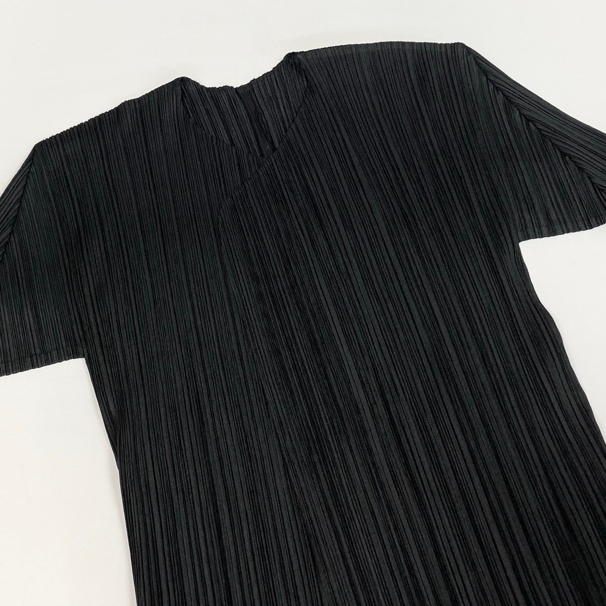 Ag18 PLEATS PLEASE プリーツプリーズ プリーツ加工 ロングカーディガン PP14-JA697 サイズ2 ブラック系 ポリエステル100％ レディースta2