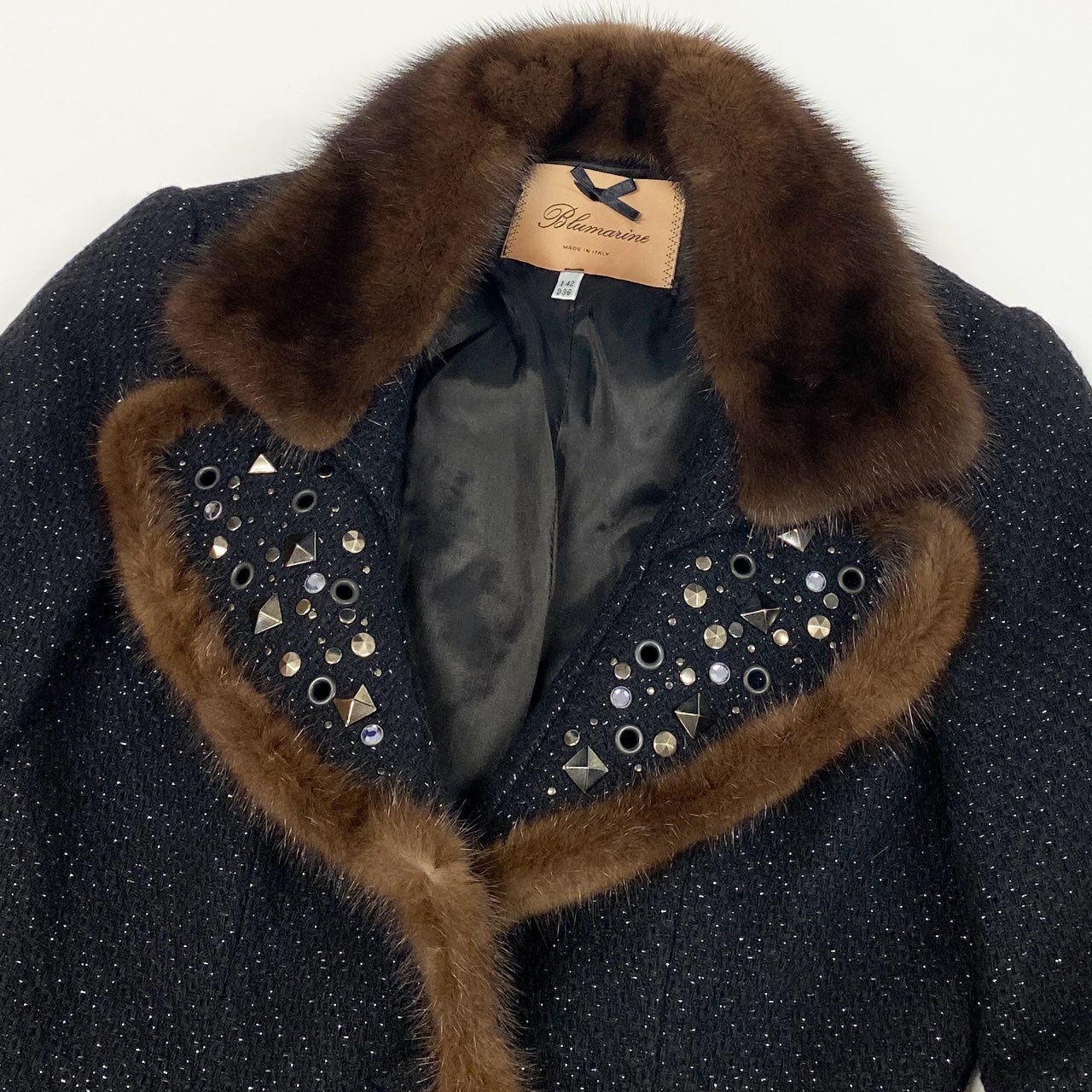83i29 《美品》Blumarine ブルマリン ツイードジャケット ジャケットアウター スタッズ ファー 36サイズ ブラック ブラウン レディースo07t