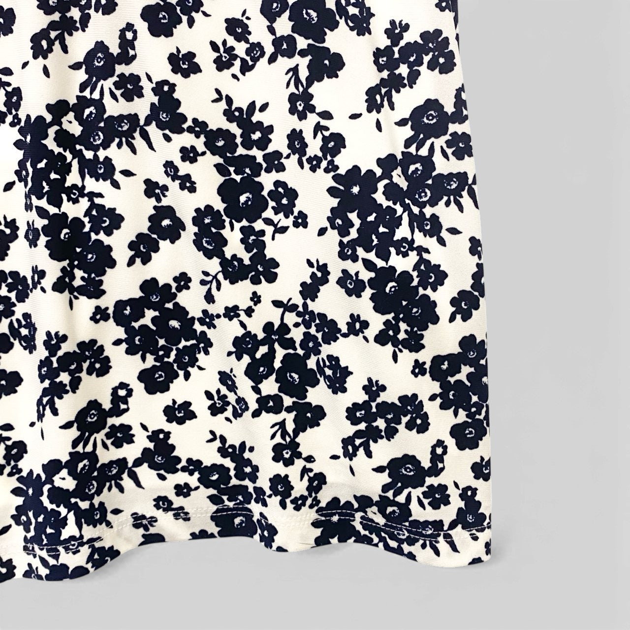 23b13 LAUREN RALPH LAUREN ローレンラルフローレン ノースリーブギャザードレスワンピース 花柄ロングワンピース 2サイズ ホワイト ネイビー レディース 女性用u02t