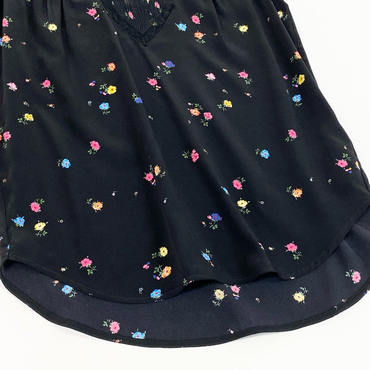 3g2 《美品》 ERMANNO SCERVINO エルマンノシェルビーノ 半袖シャツ カットソー トップス レース 花柄 サイズ38 ブラック シルク レディース 女性用