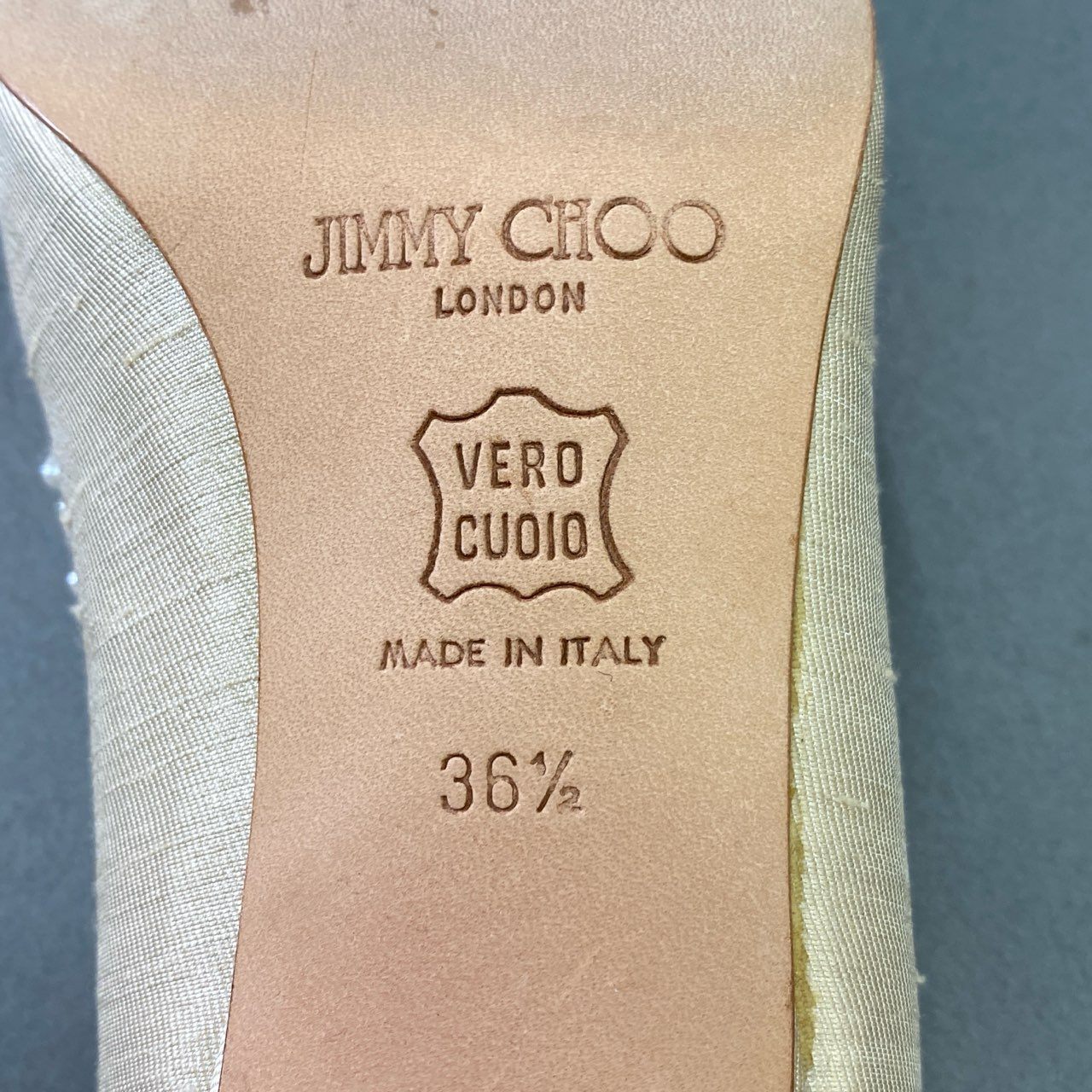 5j10 《美品》 JIMMY CHOO ジミーチュウ パールビーズ パンプス 36 1/2 ベージュ セレモニー 結婚式 シューズ イタリア製