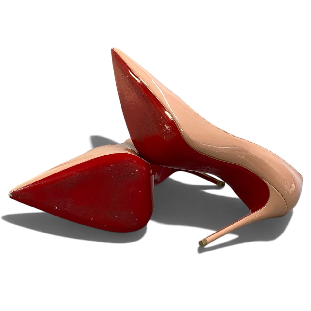 i1 Christian Louboutin クリスチャンルブタン KATE100 パテントレザー ポインテッドトゥパンプス サイズ38 ピンクベージュ レディースk02i