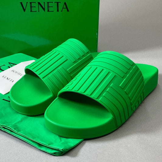 3i30 《未使用品》 BOTTEGA VENETA ボッテガヴェネタ ビーチサンダル スライダー パラキート 690039 V1O60 37サイズ グリーン ラバー レディース シューズt18r