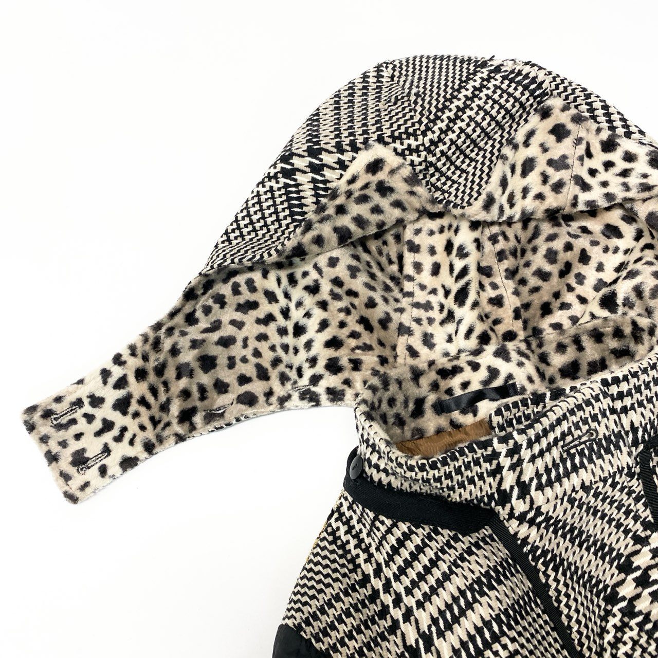 51c14 Aquascutum アクアスキュータム 近年モデル パターン切替 コート サイズM 日本製 フード取外し可t18r