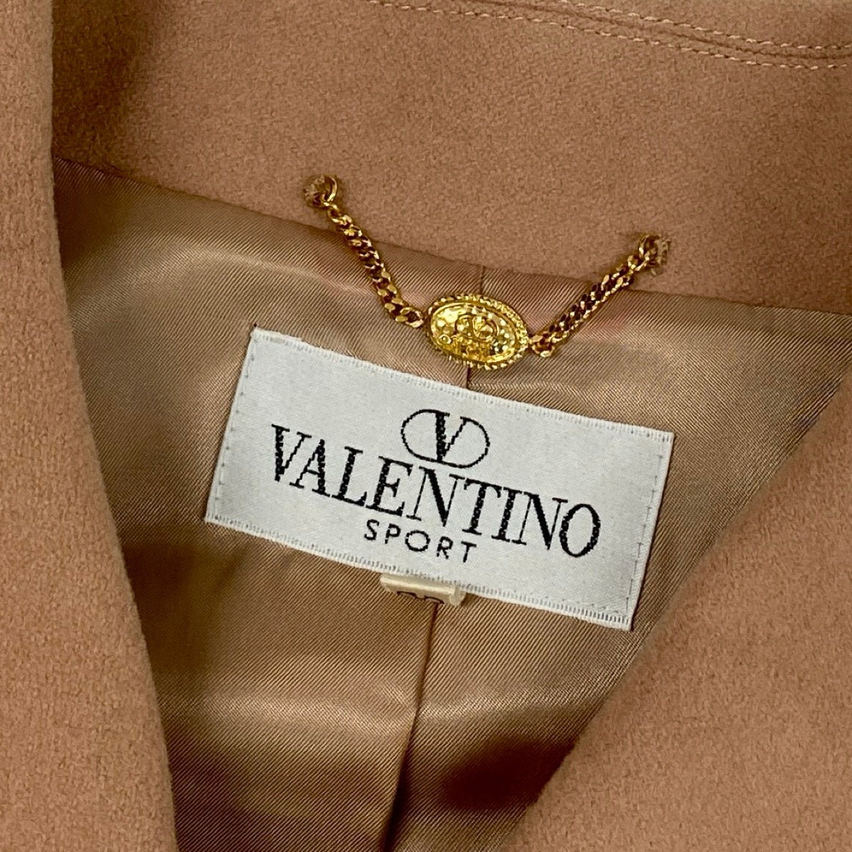 70g2 VALENTINO ヴァレンティノ ウールコート 金ボタン ロゴ ミドル丈  サイドリブデザイン アウター 40サイズ ベージュ ウール100％ レディース 女性用o07t