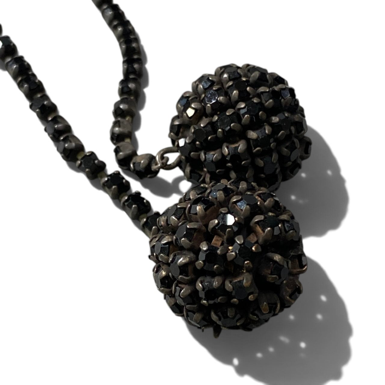 h12 GIORGIO ARMANI イヤリング ドロップピアス パヴェボール ブラック レディース 女性用k02i