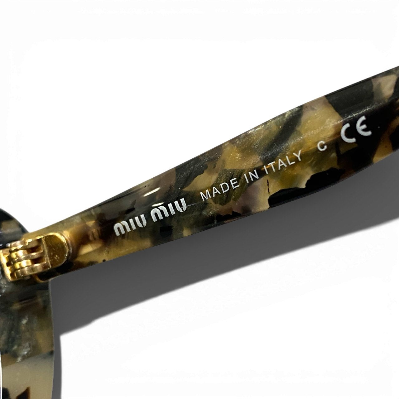 a22【イタリア製】miu miu ミュウミュウ MAM-0A7 サングラス サイドロゴ ベッコウデザイン 57-17 レディース 女性用 アイウェアta1