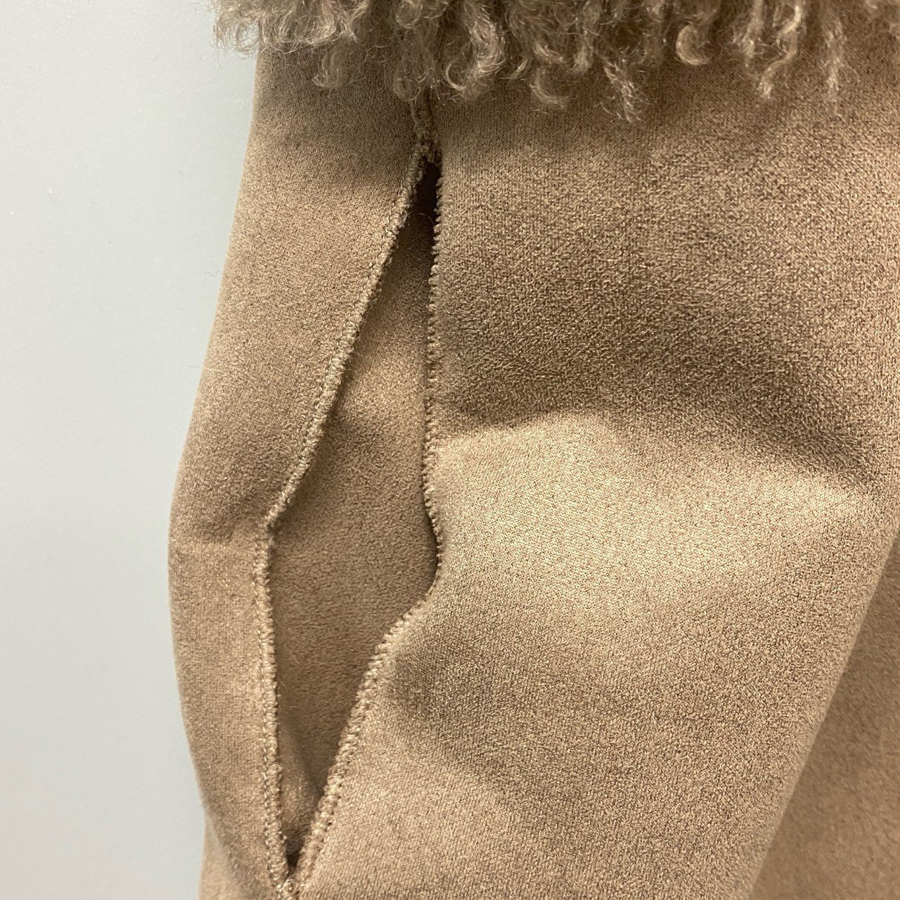 78b12 【美品】Leilian レリアン ノースリーブコート プードルファー アウター 9サイズ ベージュ ポリエステル100％ レディース 女性用u02t