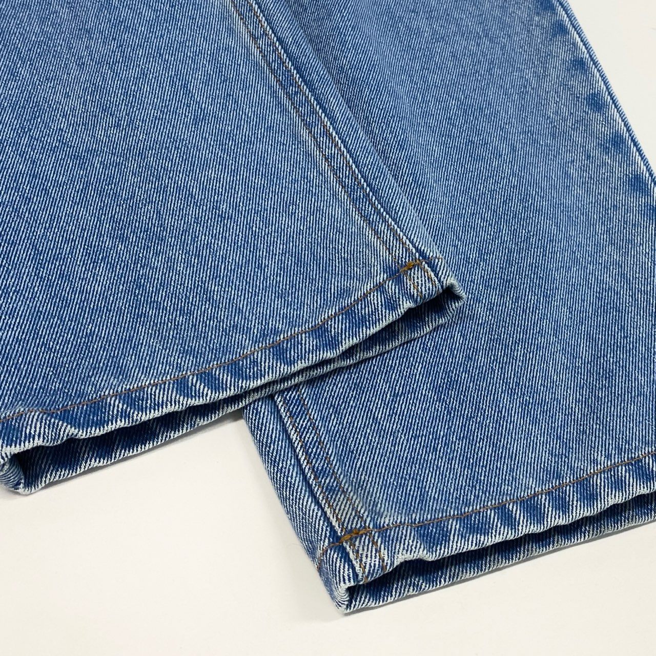 40h24 《極美品》MARNI マルニ キャロットジーンズ デニム 2024年 ロゴワッペン PAJD0513A0 USCW91 40サイズ ブルー レディース 女性用k02i